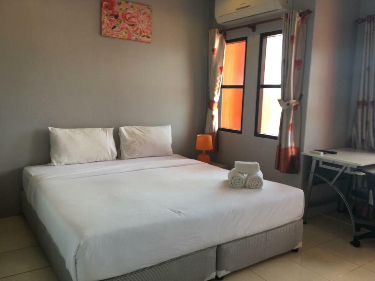 Luna Guesthouse And Travel Rawai Kültér fotó